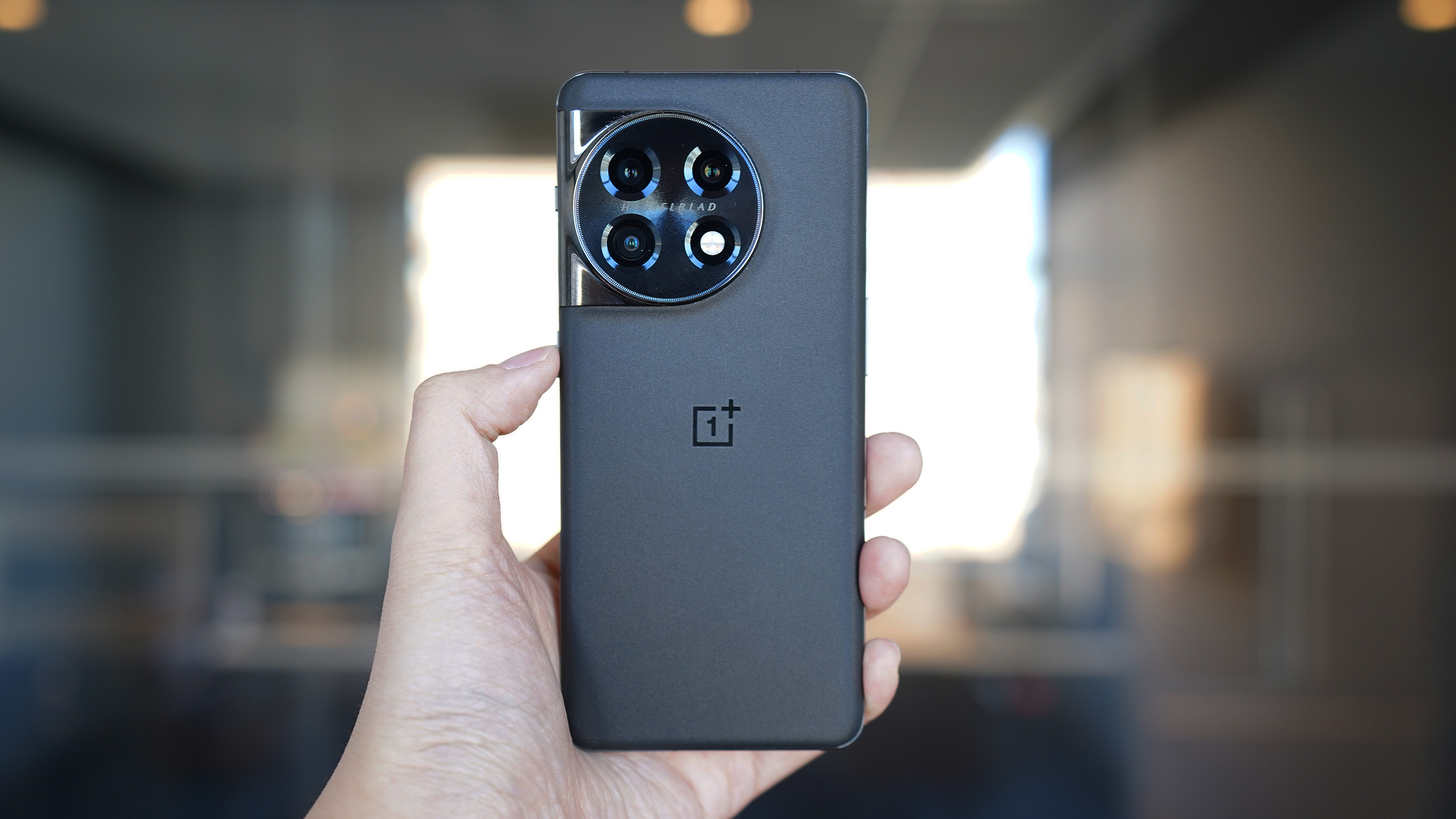 OnePlus 11