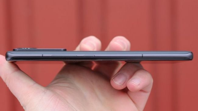 Xiaomi 12 Pro: klasičan moderan flagship sa vrhunskim kamerama