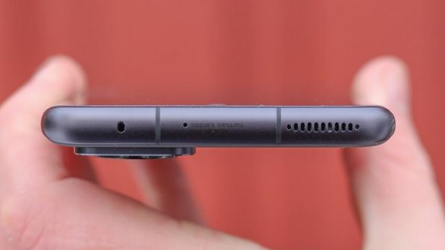 Xiaomi 12 Pro: klasičan moderan flagship sa vrhunskim kamerama