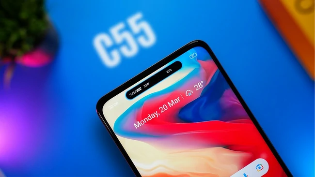 Realme C55, solidan niskobudžetni telefon