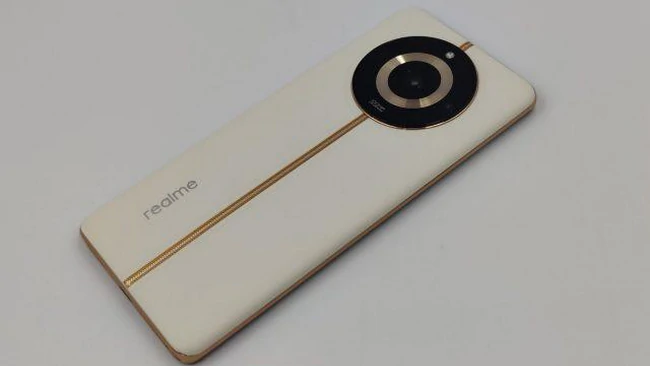 Realme 11 Pro+: korejsko srce sa italijanskim dizajnom