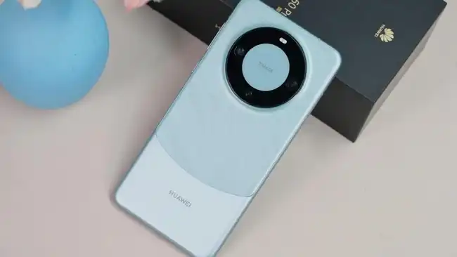 Huawei Mate 60 Pro recenzija: Inovativne karakteristike i impresivna kamera