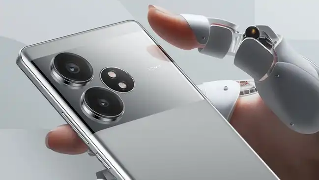 Predstavljen pod-vodeći pametni telefon Realme GT 6