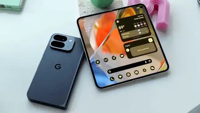 Predstavljamo Google Pixel 9 Pro Fold: 8-inčni sklopivi OLED, Tensor G4 CPU, 4.650 mAh baterija