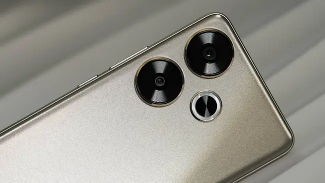 Xiaomi Poco F6 recenzija: Brz i pouzdan uređaj za potrebe posla i zabave, upakovan u elegantno kućište