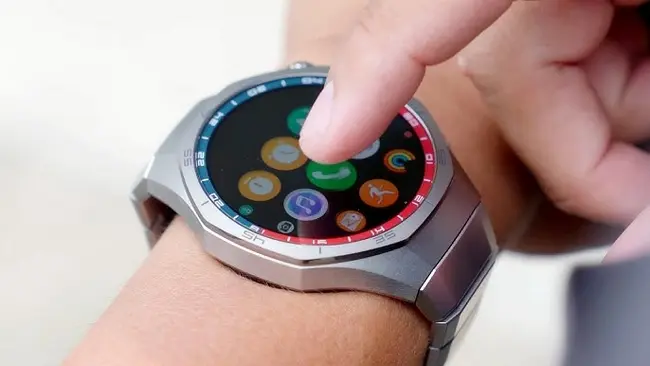 Huawei Watch GT 5 Pro recenzija: Stvoren za aktivan životni stil